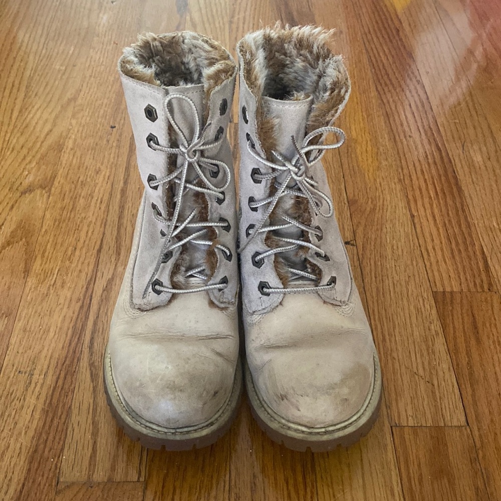 Fur lined tan timberland boots